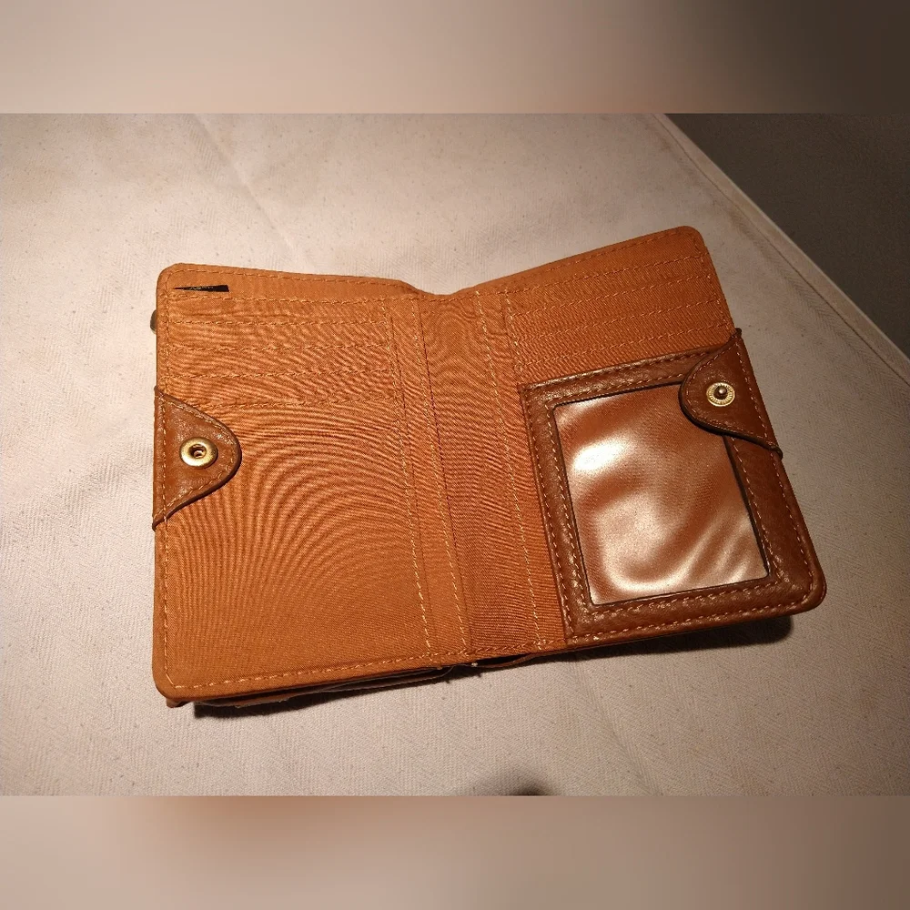 Relic Light Brown Leather Embroidered Wallet Classy Boho Western Zipper Pockets - Picture 2 of 4
